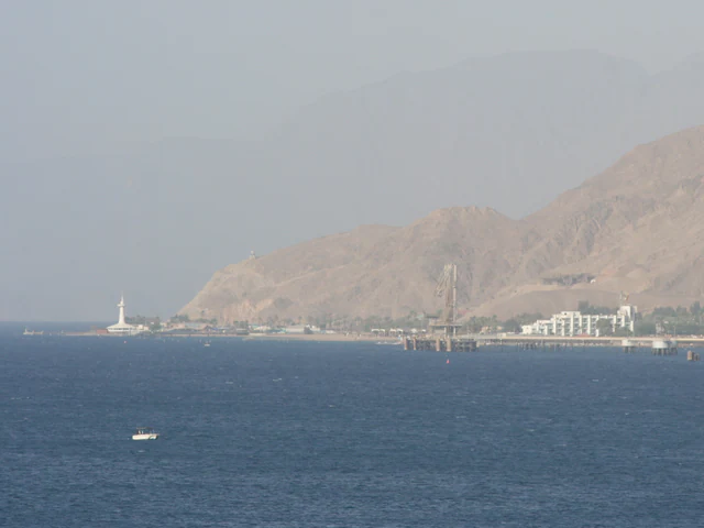 Early ship movements cannot isolate the Encelia attack's effect on Saudi crude traffic