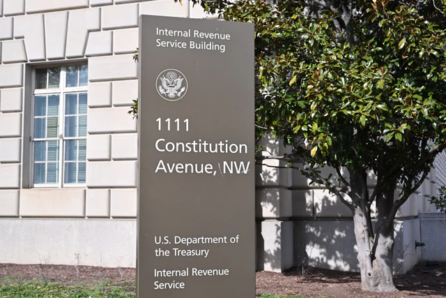 Stone sign reading Department of the Treasury and Internal Revenue Service outside the IRS building in Washington, D.C.